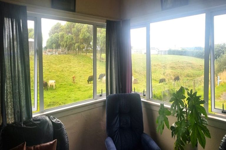 Photo of property in 61 Burns Street, Hawera, 4610
