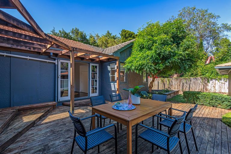 Photo of property in 162 Victoria Avenue, Hokowhitu, Palmerston North, 4410