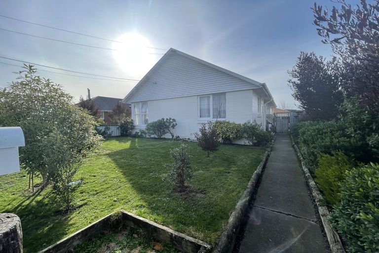 Photo of property in 11 Mattingley Street, Aranui, Christchurch, 8061