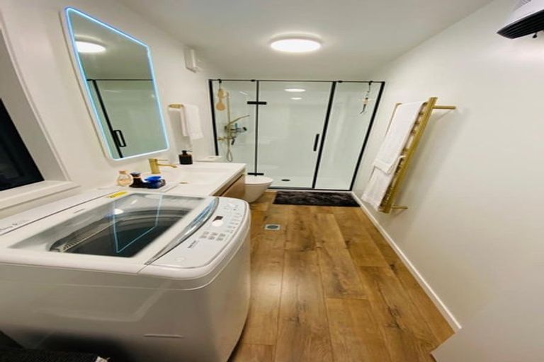 Photo of property in 1/28 Alexander Street, Cockle Bay, Auckland, 2014