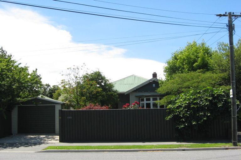 Photo of property in 44 Cleveland Street, Edgeware, Christchurch, 8013