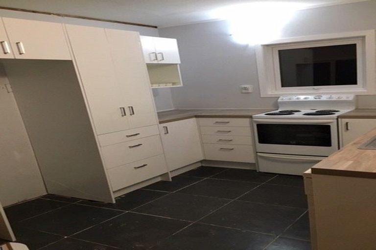 Photo of property in 2/74 Homebush Road, Khandallah, Wellington, 6035