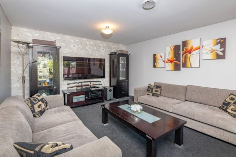 Photo of property in 24b Sarabande Avenue, Redwood, Christchurch, 8051