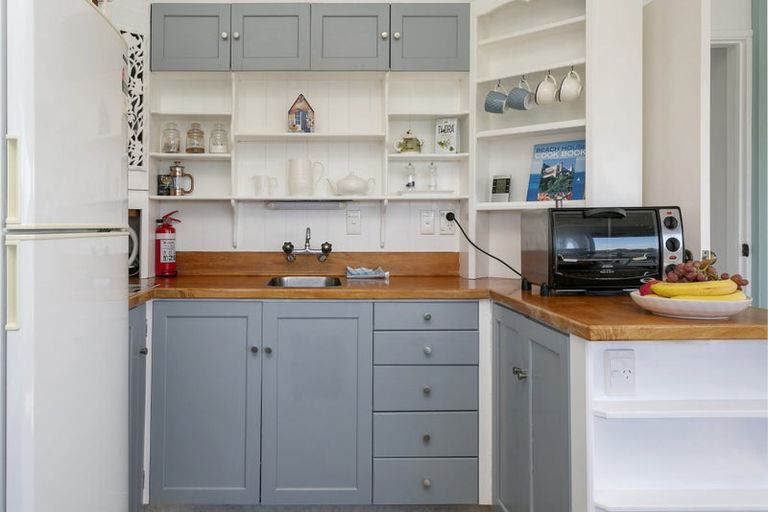 Photo of property in 2/22 Alberta Street, Acacia Bay, Taupo, 3330