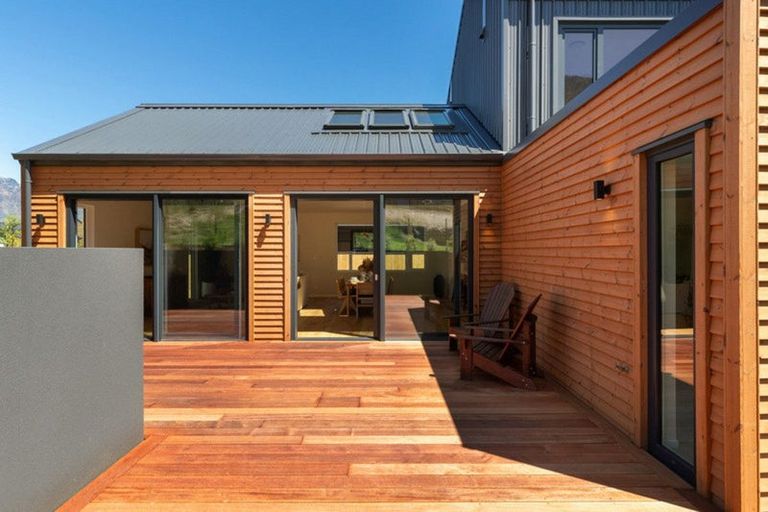 Photo of property in 35 Jack Hanley Drive, Jacks Point, Queenstown, 9371