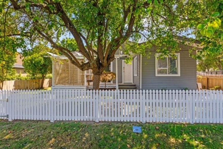 Photo of property in 1/54 Hawai Street, Two Mile Bay, Taupo, 3330