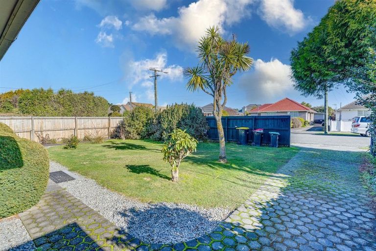 Photo of property in 10 Oakdale Street, Avonhead, Christchurch, 8042