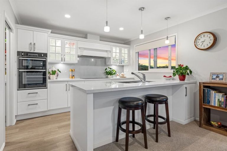 Photo of property in 19 Double Bay Road, Pyes Pa, Tauranga, 3112