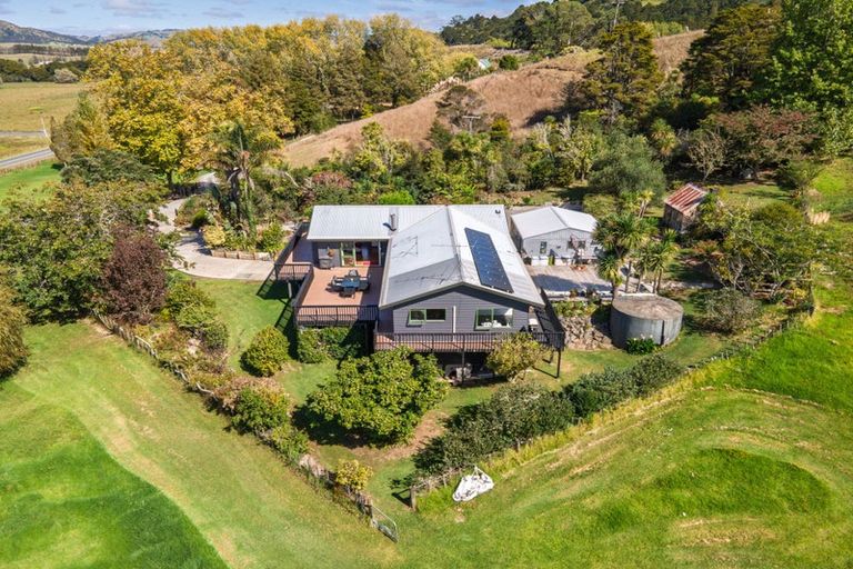 Photo of property in 4 Smyth Road, Dome Forest, Warkworth, 0981