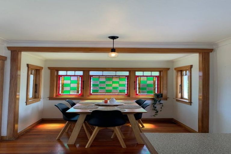 Photo of property in 58 Govett Avenue, Frankleigh Park, New Plymouth, 4310