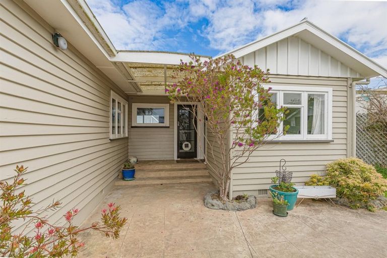 Photo of property in 19 Maude Street, Waimate, 7924