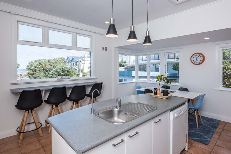 Photo of property in 36 Rakau Road, Hataitai, Wellington, 6021