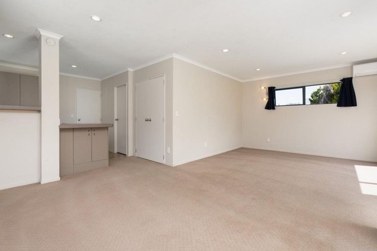Photo of property in 11a Warwick Place, Brookfield, Tauranga, 3110
