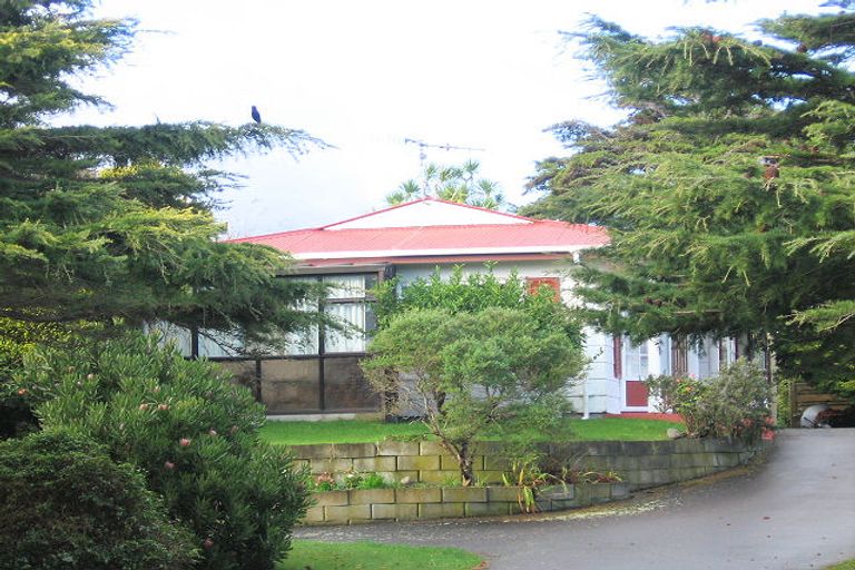 Photo of property in 16 Callender Terrace, Paraparaumu Beach, Paraparaumu, 5032