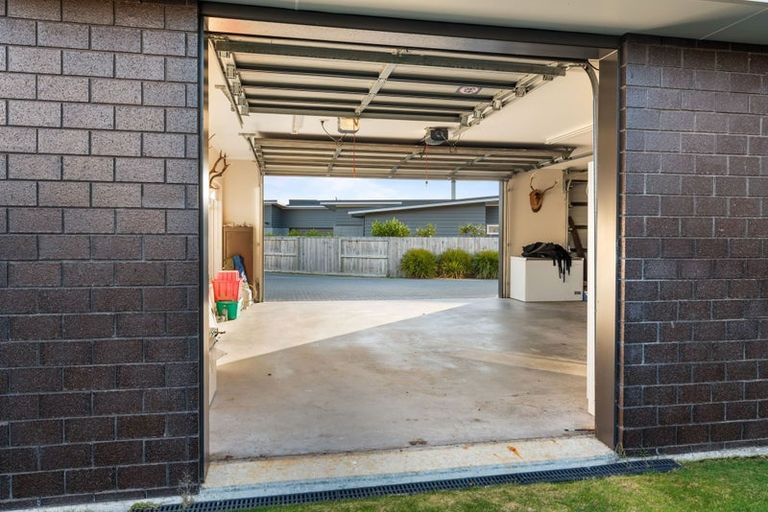 Photo of property in 11 Waianiwa Dell, Wharewaka, Taupo, 3330