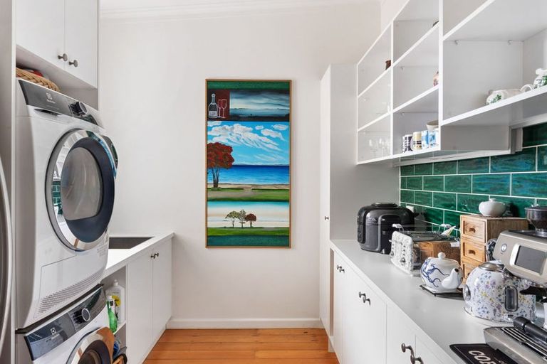 Photo of property in 15 Cheeseman Road, Inner Kaiti, Gisborne, 4010