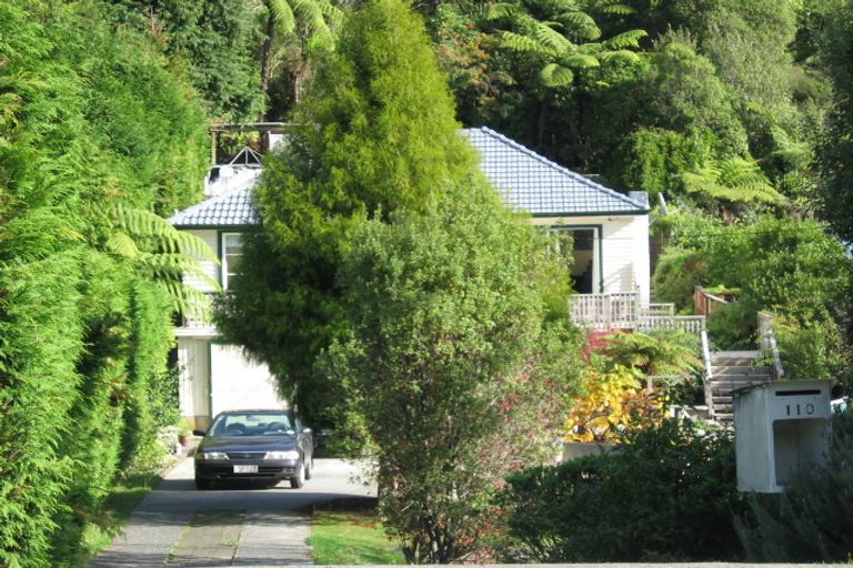 Photo of property in 110 Manuka Street, Stokes Valley, Lower Hutt, 5019