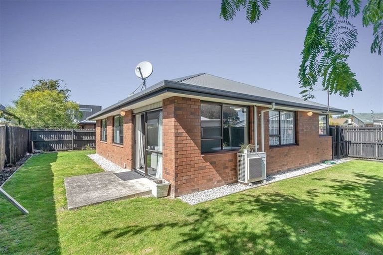 Photo of property in 1/32 England Street, Phillipstown, Christchurch, 8011