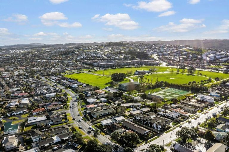 Photo of property in 65 Florence Avenue, Orewa, 0931