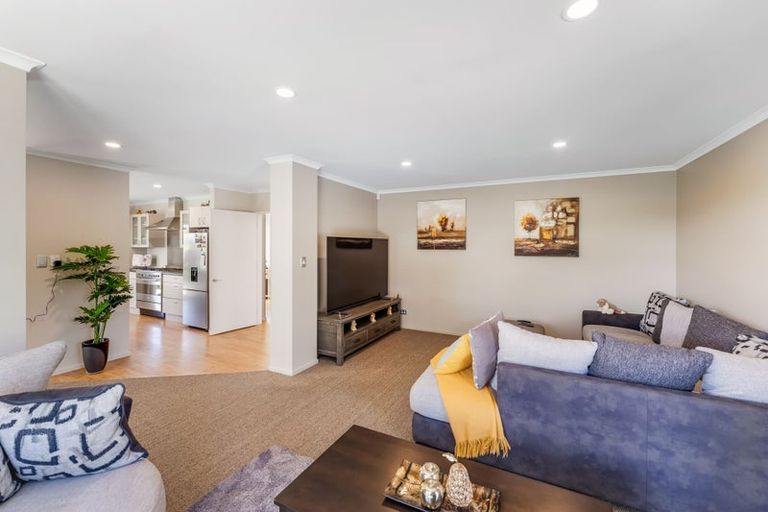 Photo of property in 40 Country Palms Drive, Halswell, Christchurch, 8025