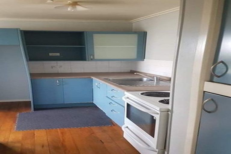 Photo of property in 1/402 Mount Albert Road, Mount Roskill, Auckland, 1041