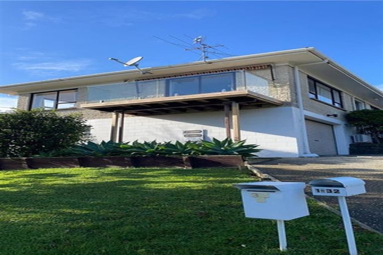 Photo of property in 1/32 Velma Road, Hillcrest, Auckland, 0627