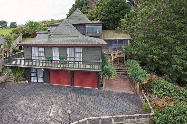 Photo of property in 9 Margan Place, Red Hill, Papakura, 2110