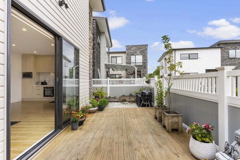 Photo of property in 2/7 Wastney Road, Alfriston, Auckland, 2105