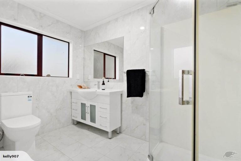 Photo of property in 9 Seddon Avenue, Papatoetoe, Auckland, 2104