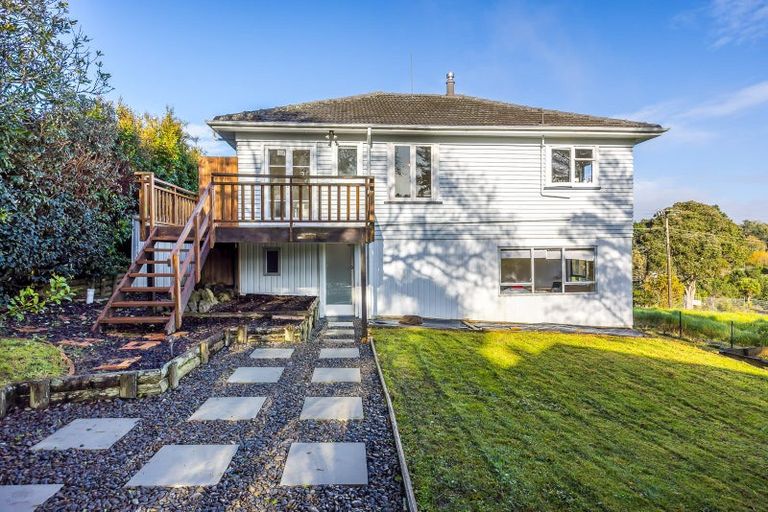 Photo of property in 7 Chamberlain Road, Massey, Auckland, 0614