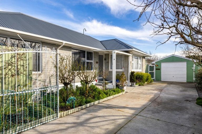 Photo of property in 52 Tomrich Street, Aranui, Christchurch, 8061