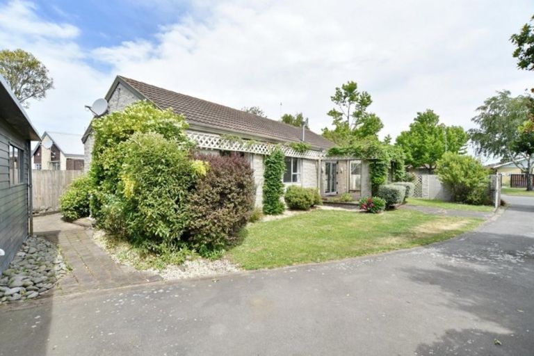 Photo of property in 79 Solomon Avenue, Redwood, Christchurch, 8051