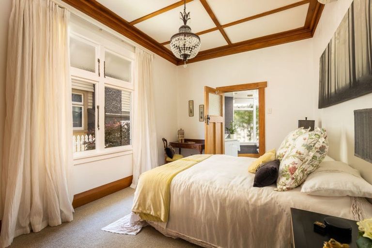 Photo of property in 83 Brougham Street, New Plymouth, 4310