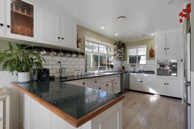 Photo of property in 35 Boucher Avenue, Te Puke, 3119