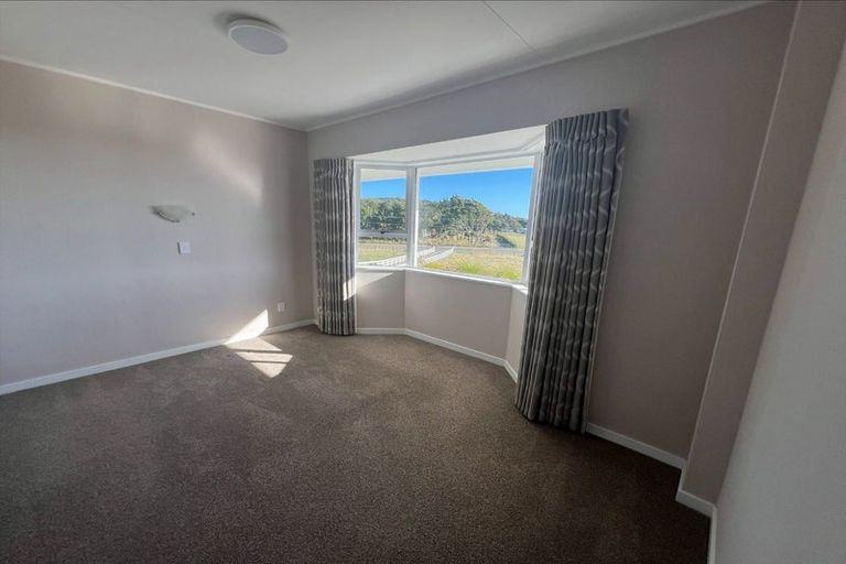 Photo of property in 133 Muhunoa Road East, Ohau, Levin, 5570