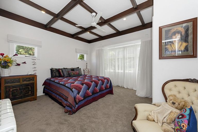 Photo of property in 55 Forest Lake Road, Forest Lake, Hamilton, 3200