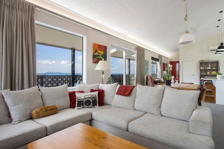 Photo of property in 22 Tohora View, Waihi Beach, 3611