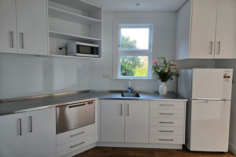 Photo of property in 21 Mortimer Terrace, Aro Valley, Wellington, 6021