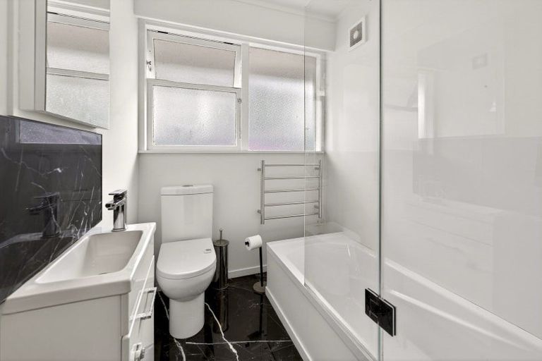 Photo of property in 1/443 Church Street, Palmerston North, 4410
