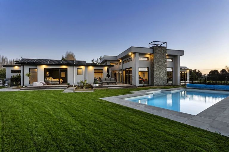 Photo of property in 711 Hills Road, Marshland, Christchurch, 8051