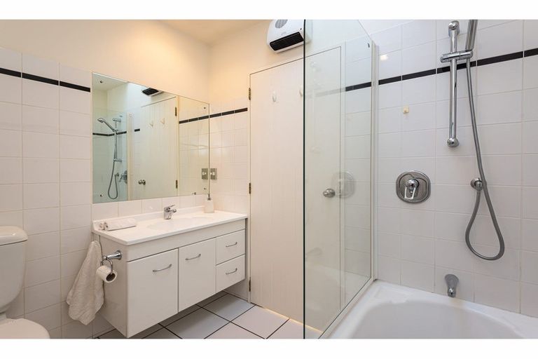 Photo of property in 9a Derby Street, St Albans, Christchurch, 8014