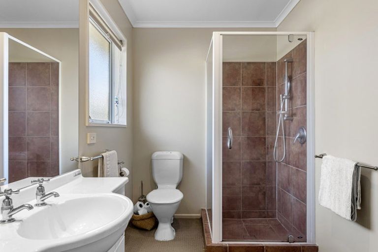 Photo of property in 2 Windsor Court, Rangiora, 7400