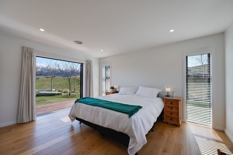 Photo of property in 82 Threepwood Road, Lake Hayes, Queenstown, 9371