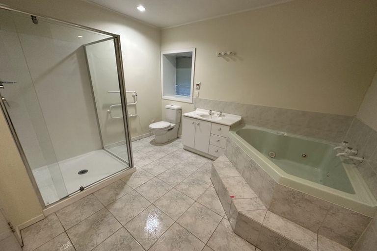 Photo of property in 95 Fisher Parade, Sunnyhills, Auckland, 2010
