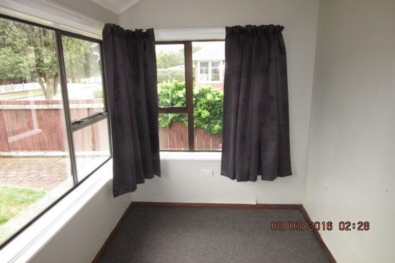 Photo of property in 12 Sladden Street, Naenae, Lower Hutt, 5011