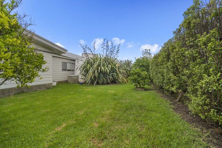 Photo of property in 63 Dunn Road, Ruawai, 0592