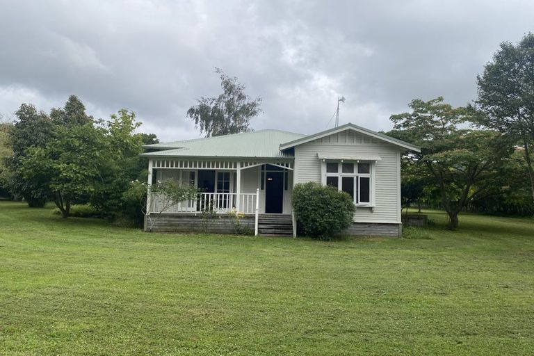 Photo of property in 233b North Manakau Road, Manakau, Levin, 5573