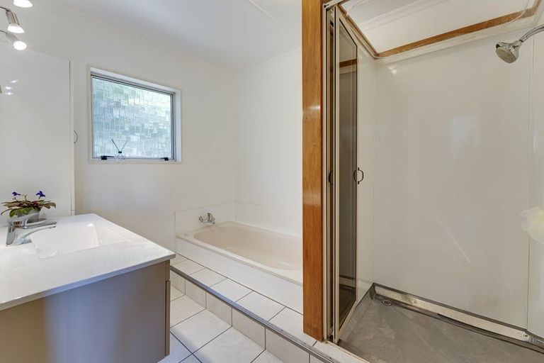 Photo of property in 1/104 Tosswill Road, Tahunanui, Nelson, 7011