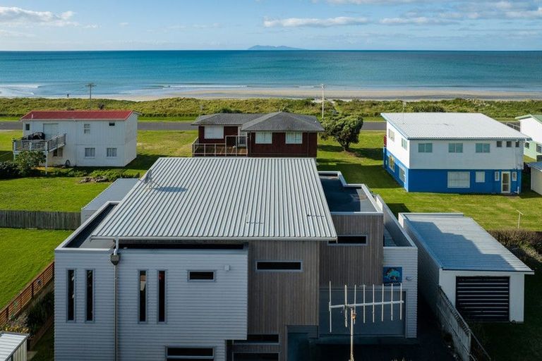 Photo of property in 273a Seaforth Road, Waihi Beach, 3611