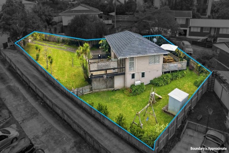 Photo of property in 17 Sherie Place, Howick, Auckland, 2014